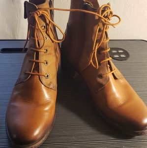 Pikolinos Italian Boots